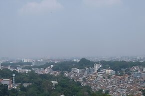 Luxury 1Br Apartment At Dago Suites