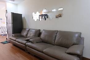 Spacious And Modern 3Br Apartment At Gateway Ahmad Yani Cicadas