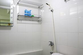 Best Choice And Homey 2Br Bassura City Apartment