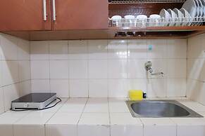 Cozy And Modern 2Br At Majesty Apartment