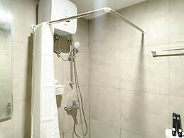 Homey And Cozy Stay Studio Room Pollux Chadstone Apartment