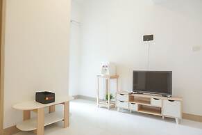 New Furnished And Homey 2Br Tokyo Riverside Pik 2 Apartment