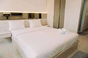 Simply Look Studio At Parkland Avenue Apartment