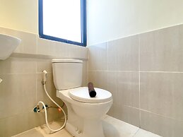 Cozy Living And Modern Look 2Br At Meikarta Apartment