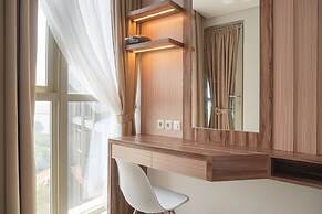 Modern Look And Homey 1Br At Gold Coast Apartment