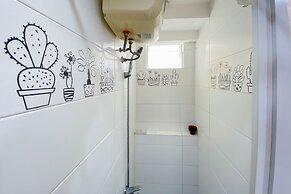 Homey And Modern 1Br At Kebagusan City Apartment