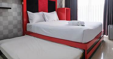 Homey Designed Studio Apartment At Gateway Pasteur