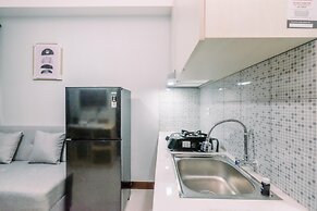 Well Furnished And Comfy 2Br At Royal Heights Apartment
