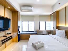 Homey And Warm Studio Room Pollux Chadstone Apartment