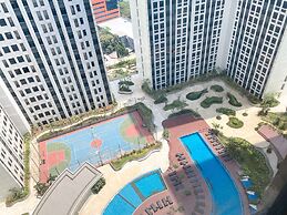 Homey And Warm Studio Room Pollux Chadstone Apartment