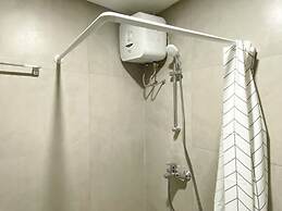 Cozy And Homey Studio Room Pollux Chadstone Apartment