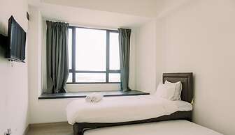 Homey And Comfy Studio Collins Boulevard Apartment