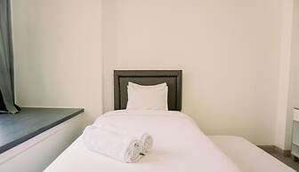 Homey And Comfy Studio Collins Boulevard Apartment