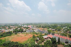 Modern And Good Deal 2Br At Transpark Cibubur Apartment