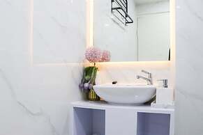 Cozy Stay And Minimalist 1Br Tokyo Riverside Pik 2 Apartment