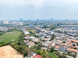 Cozy And Warm Studio Transpark Juanda Bekasi Timur Apartment