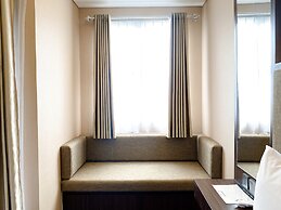 Cozy And Warm Studio Transpark Juanda Bekasi Timur Apartment