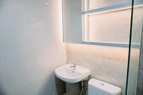 Restful And Well Furnished Studio Transpark Bintaro Apartment