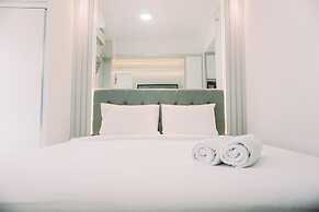 Restful And Well Furnished Studio Transpark Bintaro Apartment