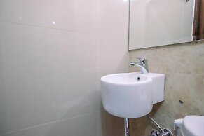 Modern Living And Nice Studio At Transpark Cibubur Apartment