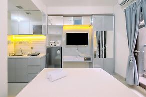 Modern Living And Nice Studio At Transpark Cibubur Apartment