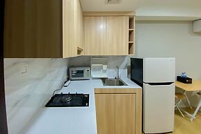 Spacious And Warm Studio Daan Mogot City Apartment