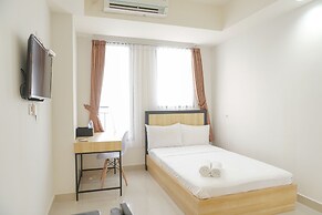 Minimalist And Homey Studio At Evenciio Margonda Apartment