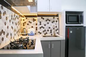 Spacious And Homey Studio At Daan Mogot City Apartment