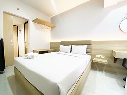 Homey And Modern Studio The Alton Apartment