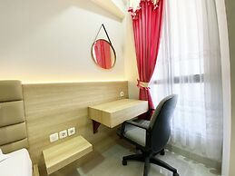 Homey And Modern Studio The Alton Apartment