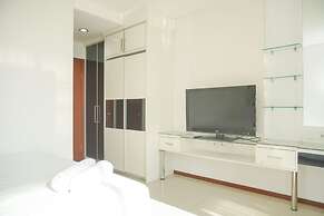Modern And Homey 2Br Apartment Thamrin Residence