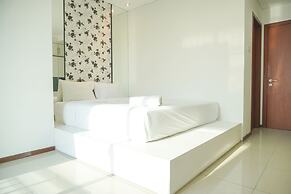 Modern And Homey 2Br Apartment Thamrin Residence