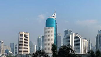 Modern And Homey 2Br Apartment Thamrin Residence