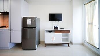 Modern And Simple Studio At Grand Sungkono Lagoon Apartment