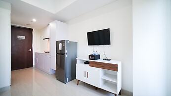 Modern And Simple Studio At Grand Sungkono Lagoon Apartment