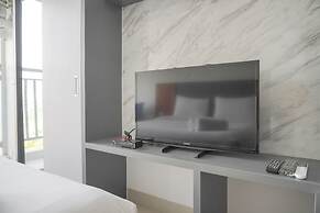 Cozy And Well Designed Studio Serpong Garden Apartment