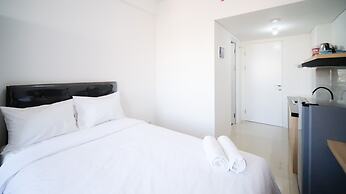 Comfy And New Studio At Citraland Vittorio Apartment