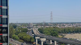 Relaxing Studio Apartment H Residence