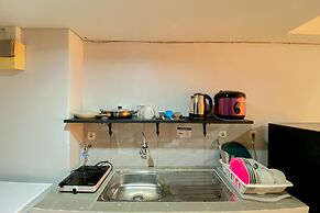 Cozy Stay Studio Apartment At H Residence