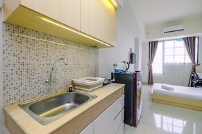 Best Deal And Homey Studio Evenciio Margonda Apartment