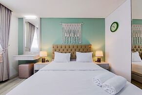Best Homey And Nice Studio At Bintaro Icon Apartment