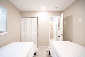 University Serenity Suites 14th