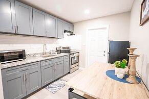 University Serenity Suites 14th