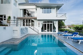 Patong Seaview Luxury Pool Villa