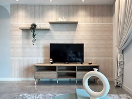 The OOAK Suites and Residences at Sunway 163 (Kiara 163)