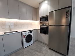 The OOAK Suites and Residences at Sunway 163 (Kiara 163)