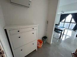 The OOAK Suites and Residences at Sunway 163 (Kiara 163)