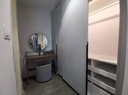 The OOAK Suites and Residences at Sunway 163 (Kiara 163)