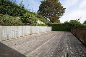 Oaklands - Lovely Cottage Walk to Beach