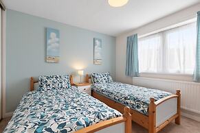 Oaklands - Lovely Cottage Walk to Beach